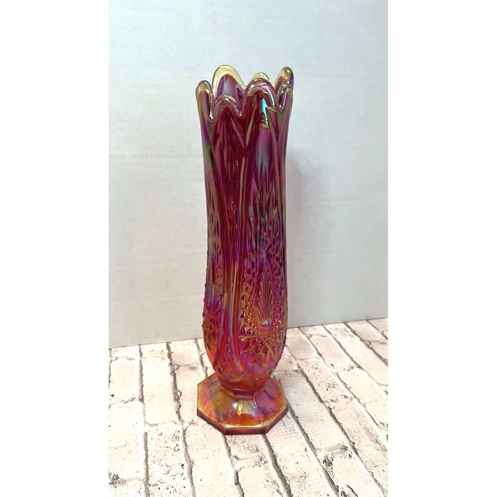 Vintage Indiana Art Glass Heirloom Sunset Carnival Amberina Swung Vase Glows